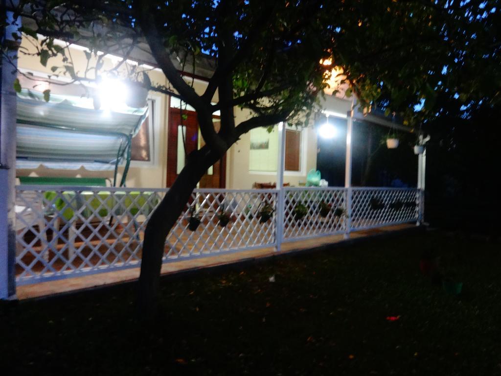 לגדין Karali Apartments מראה חיצוני תמונה