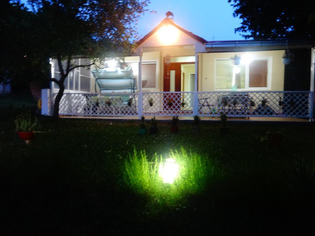 לגדין Karali Apartments מראה חיצוני תמונה