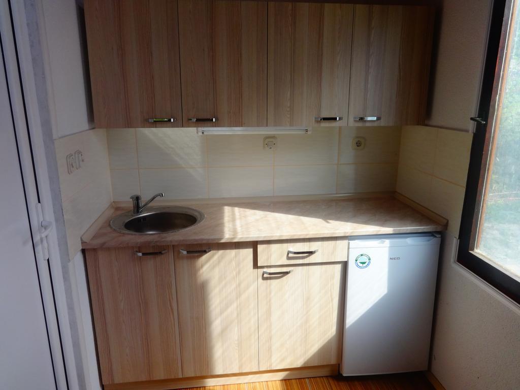 לגדין Karali Apartments מראה חיצוני תמונה