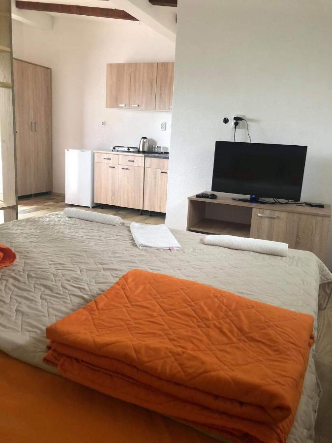 לגדין Karali Apartments מראה חיצוני תמונה